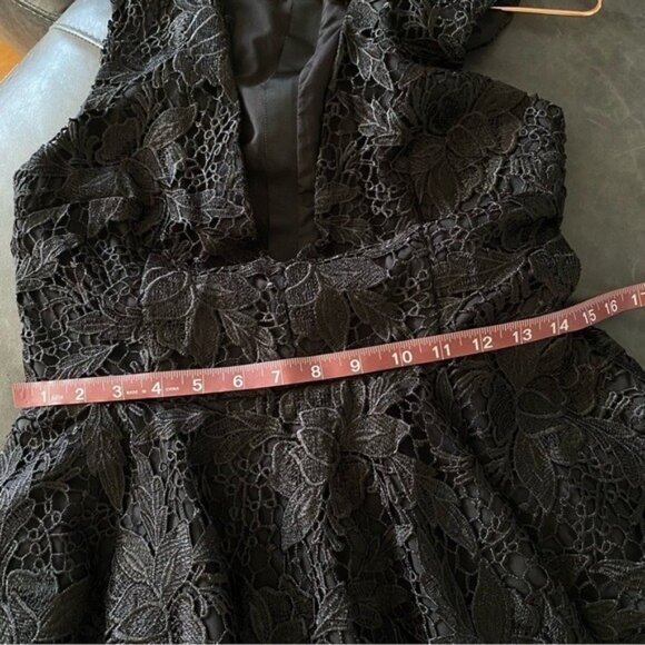 Nicholas Black Mosaic Lace Ball Dress Black Tie Evening Tea Length Size 6 Goth - Picture 8 of 11